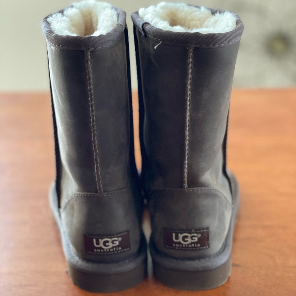 UGG size 6